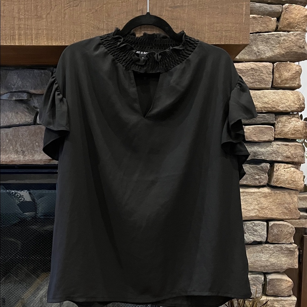 🌷3 Tops for $18 - Love By Design Black Ruffle Smocked Neck Puff Sleeve Top, Sz1X